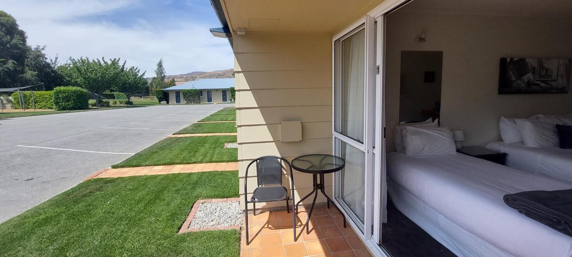 Lake Dunstan Motel Cromwell Exterior foto