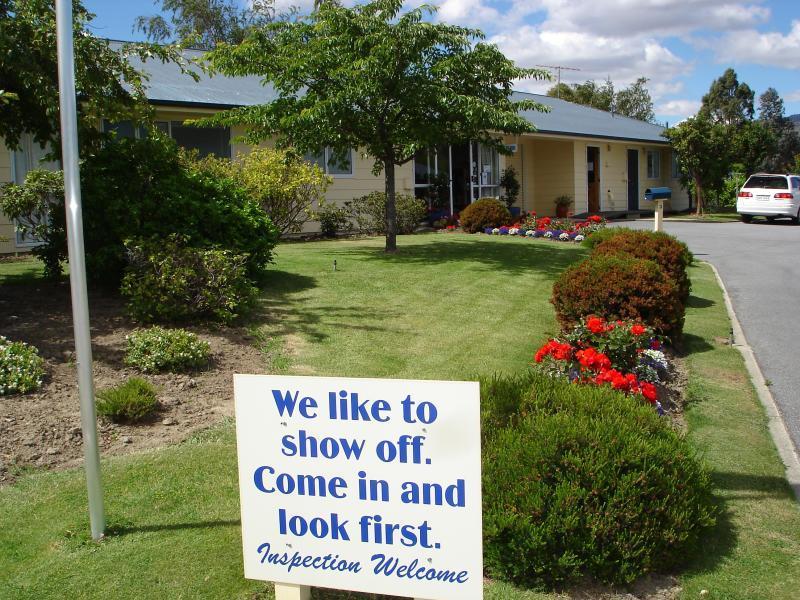 Lake Dunstan Motel Cromwell Exterior foto